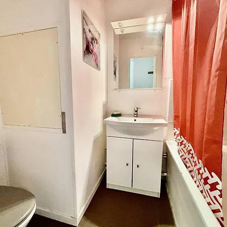 Studio Avec Piscine, Acces Plage, Parking Prive - Fr-1-816-9 Apartamento